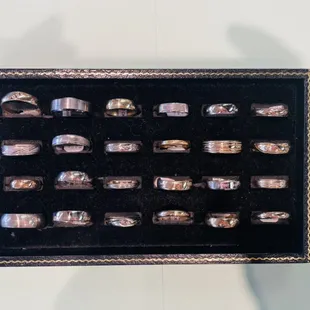 Mens rings
