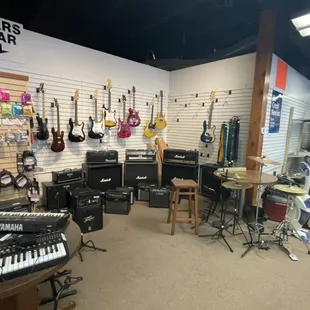 Pianos and drum sets
