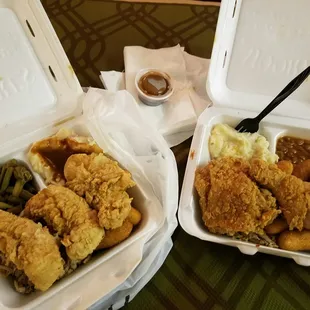 Chicken Tenders with BBQ Pork, Mashed Potatoes and Green Beans / Dark Meat Combo with Mashed Potatoes and Baked Beans