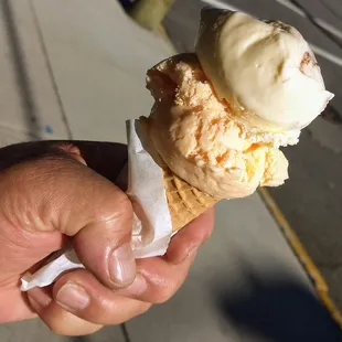 fudge ripple on peach