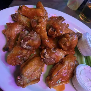 bbq chicken, fried chicken, bbq wings, chicken wings, chicken wings and fried chicken, chicken, fried chicken wings, poultry, food
