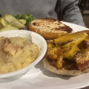 Bacon Cheeseburger