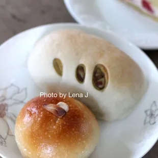 Taro Mochi Bun ($2.80) and Matcha Red Bean Bun ($3.15) - both good, fairly sweet. Both have mochi inside.