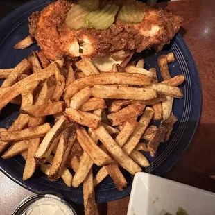 Buffalo chicken sandwich- YES YES YES