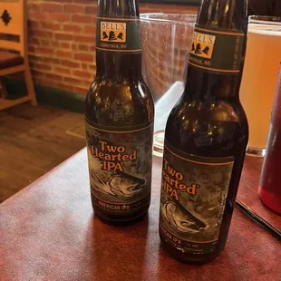 drink, oysters and mussels