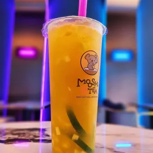 Mooshi Tea & Poke