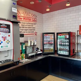 Lots of beverage options, but seriously, try that lemonade.