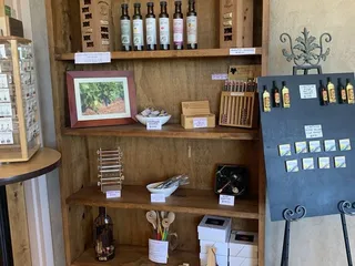 Lightning Ridge Cellars