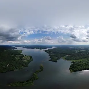 Pano of the entire lake
