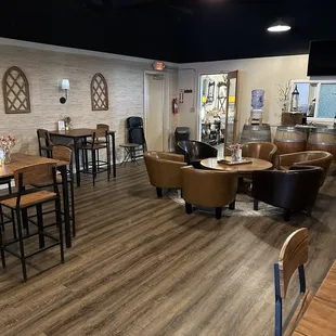 Tasting room 8-12-23