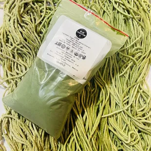 Seaweed linguini