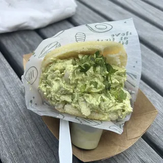 Reina Pepiada Arepa