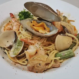 Seafood spaghetti