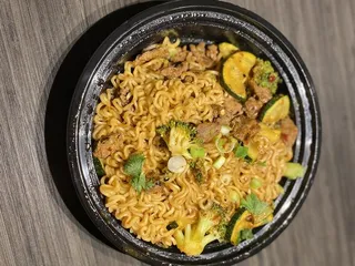 Pinky's Grilled Cheestro