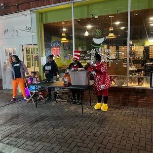 TRICK OR TREAT ON MAIN STREET 2022!