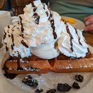 Tye's Oreo Cookie Waffle