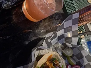 Simple Bar & Grill