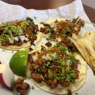 Tacos al pastor