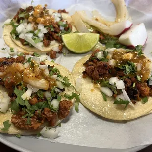 Al pastor taco&apos;s
