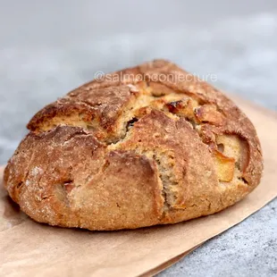 Apple scone ($3)