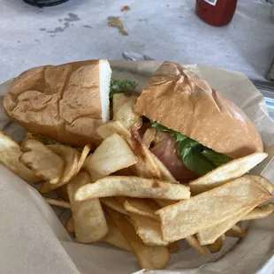 Shrimp poorboy sandwich