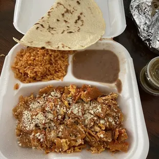 Chilaquiles con Huevos