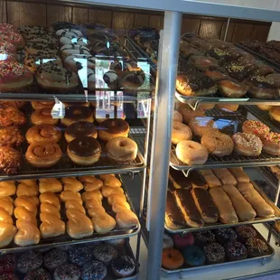 donuts, interior
