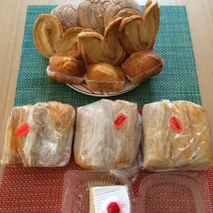 Fresh tamales by the dozen and sweet treats!