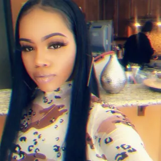 Saniya H.