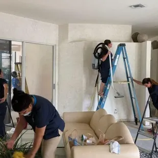 Taking on a  deep cleaning of a 8000 sqf home  and disinfected.