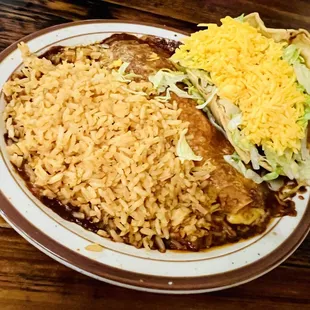 MERCHANT'S LUNCH (ONE CHICKEN TACO AND ONE CHEESE ENCHILADA WITH RICE)