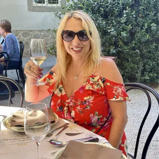 Lori P.