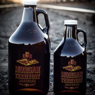 Classic Logo 64 &amp; 32 oz Growlers