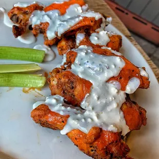 fried chicken, fried chicken wings, chicken wings and fried chicken, food, chicken, bbq chicken, chicken wings, bbq wings, poultry