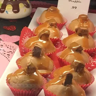 Caramel &amp; Snicker Truffle