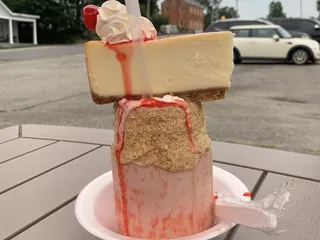 Scoop’s by the Square