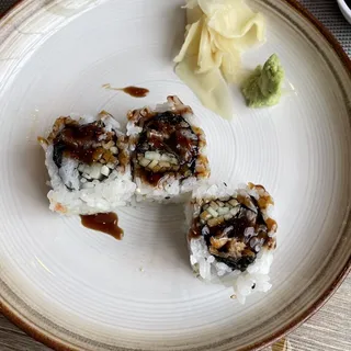 17. Salmon Skin Roll