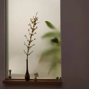 Very simplistic decor !