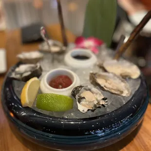 Raw oysters - also okay but not incredible.
