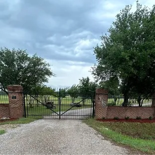 Front entrance at Morney Berry Farm