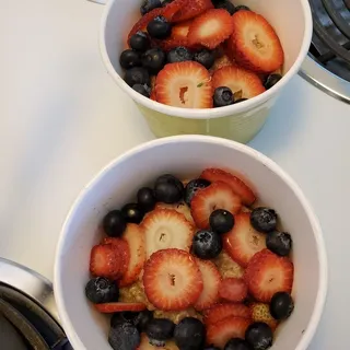 Steel-Cut Oatmeal with Walnuts and Fresh Fruit