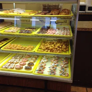 Doughnut case