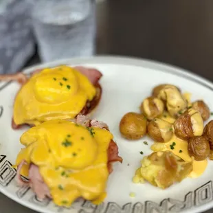 Eggs Benedict