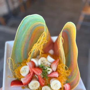 Rainbow crepe is so GOOD!