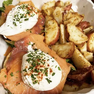 Smoked Salmon Benedict