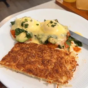 Avocado Benedict w/ hashbrowns