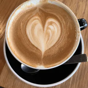 Barista was on the ball. Triple shot latte was outstanding due to coffee beans used.