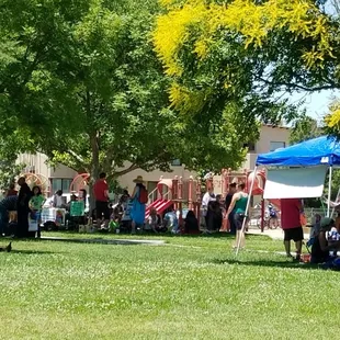 Everyone having a good time listening to live music