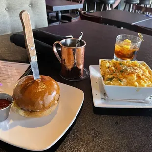Mac N Cheese Burger