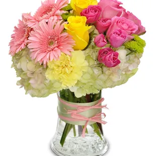 Morrison's Flowers Fashionista Blooms $69.95 www.morrisonsflow­ers.com